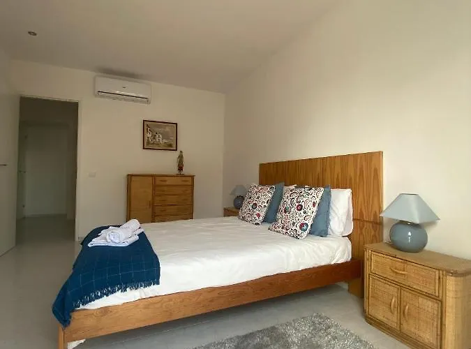 T1 - Cantinho Da Lurdes Daire